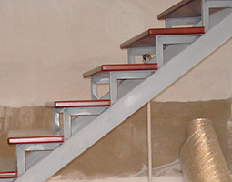 Лестницы из каркаса